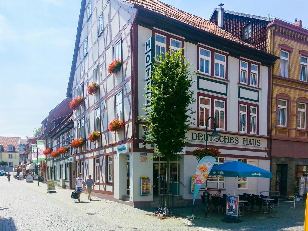 Hotel Deutsches Haus Нортгайм Екстер'єр фото